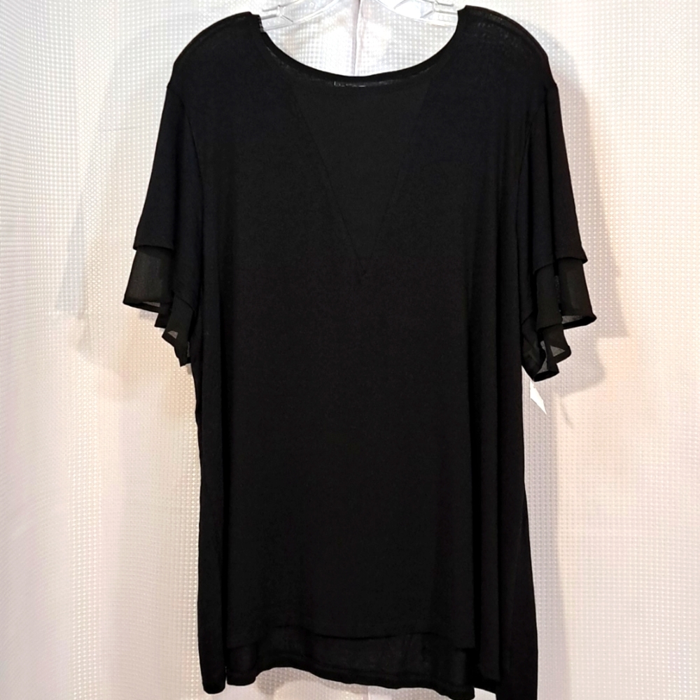 Flirty Casual NWT Black 2X Top